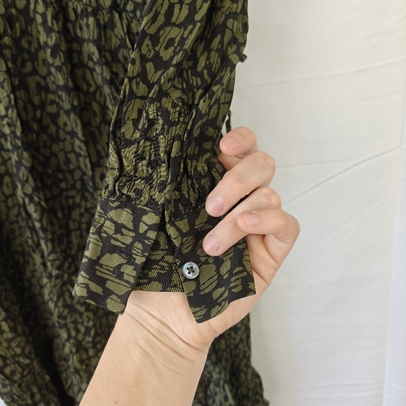 Rails Maple Leopard Print Vneck Midi Dress Size Small - Picture 12 of 16